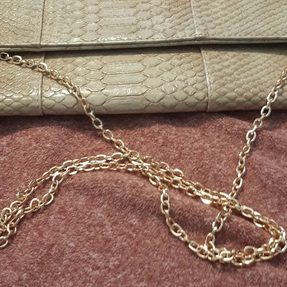 Python Embossed Clutch - Picture 6 of 7